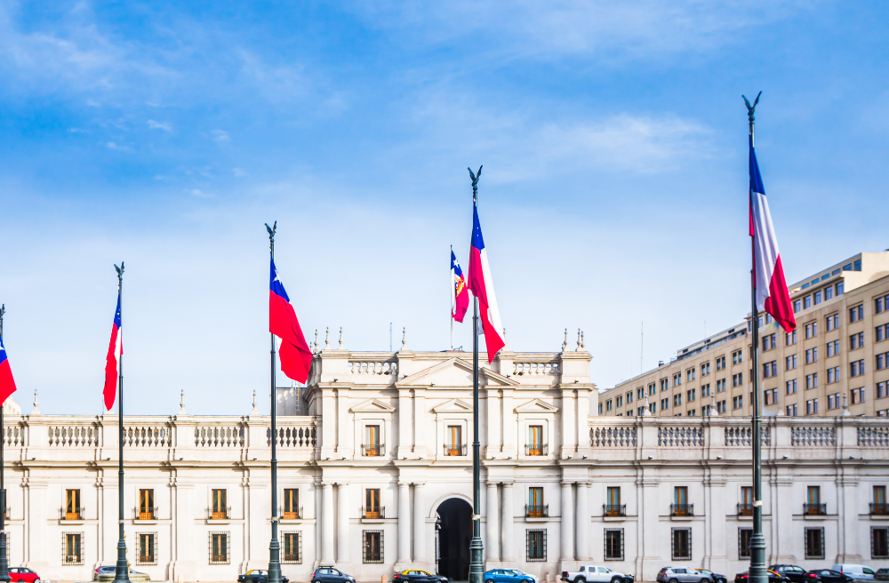 ¿Qué puedes hacer en la oficina virtual de Santiago?