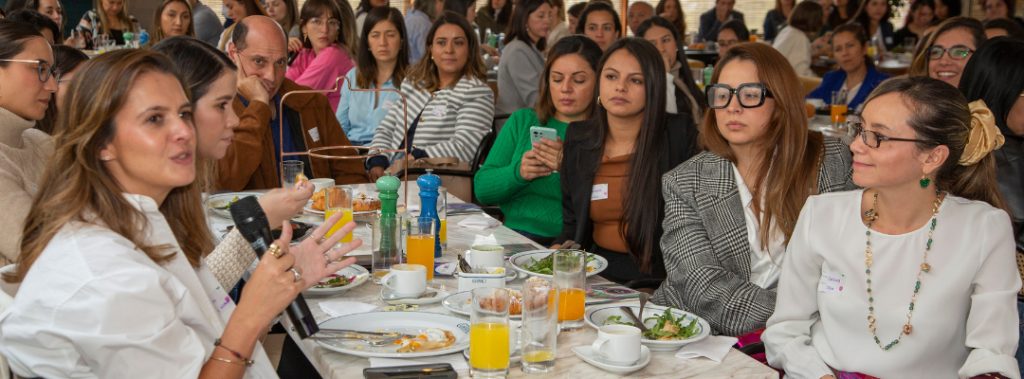 Comunidad Laboratoria+: Un cambio en el liderazgo femenino